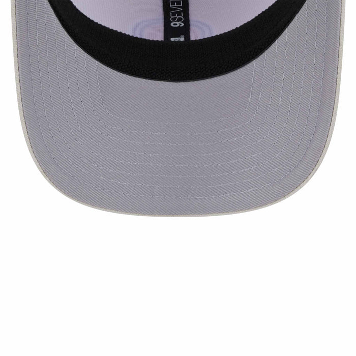 Chicago Cubs Canvas Cream 9SEVENTY Stretch Snap Trucker Cap