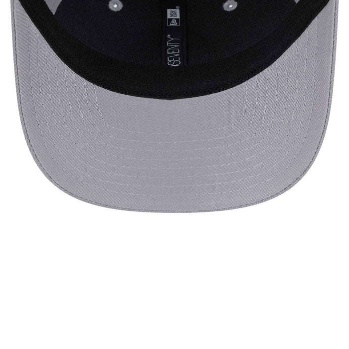 Chicago Cubs Leather Logo 9SEVENTY Stretch Snap Trucker Cap