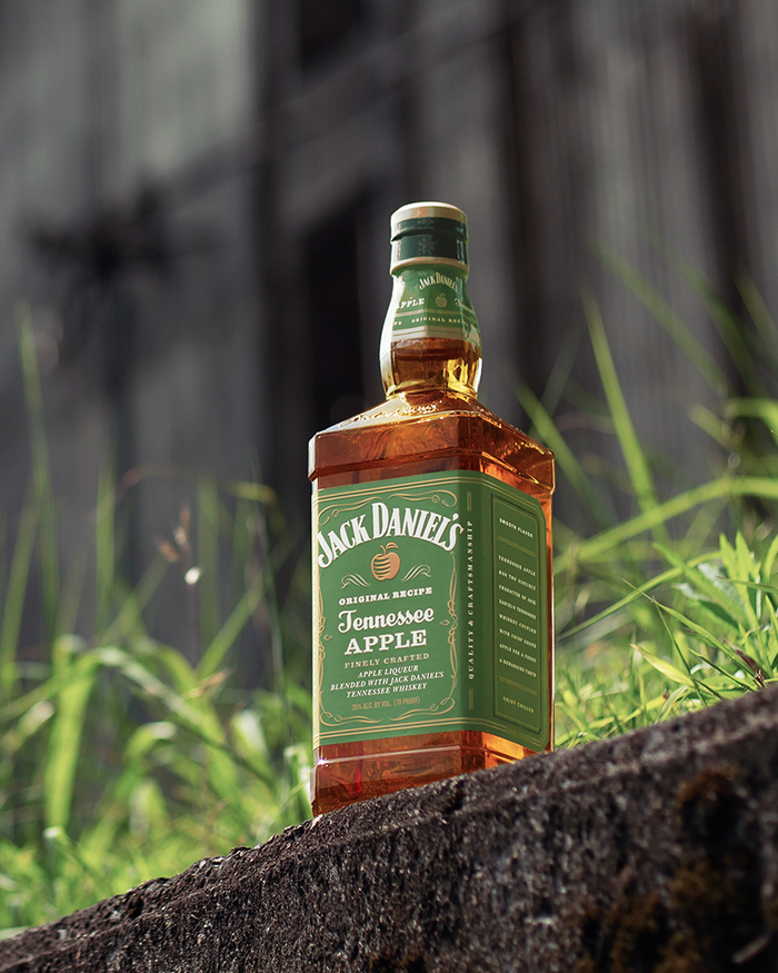 Jack Daniel’s® Tennessee Apple blended Whiskey