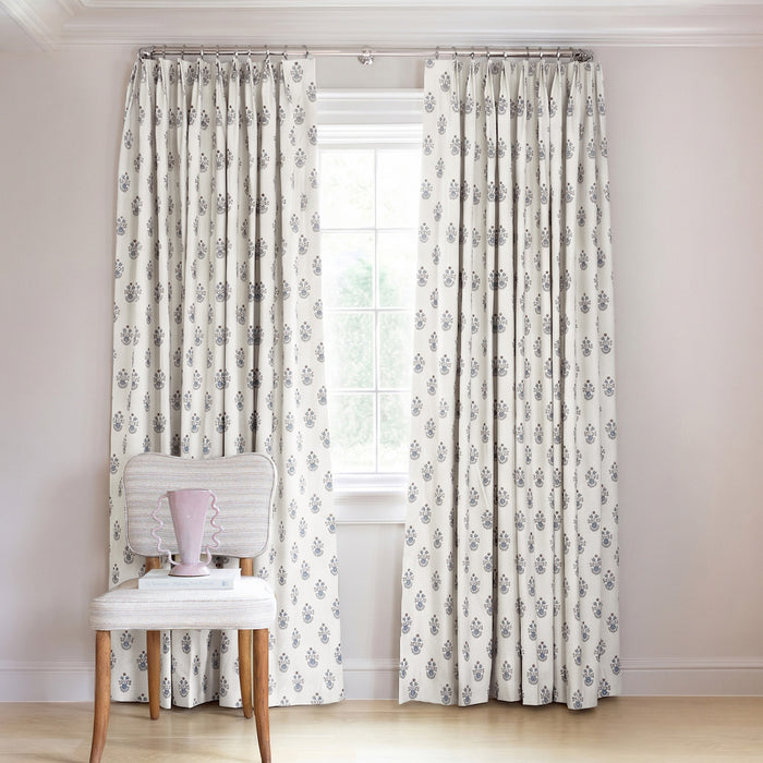 FEATURED: Shown in Tailored Pleat / Blackout