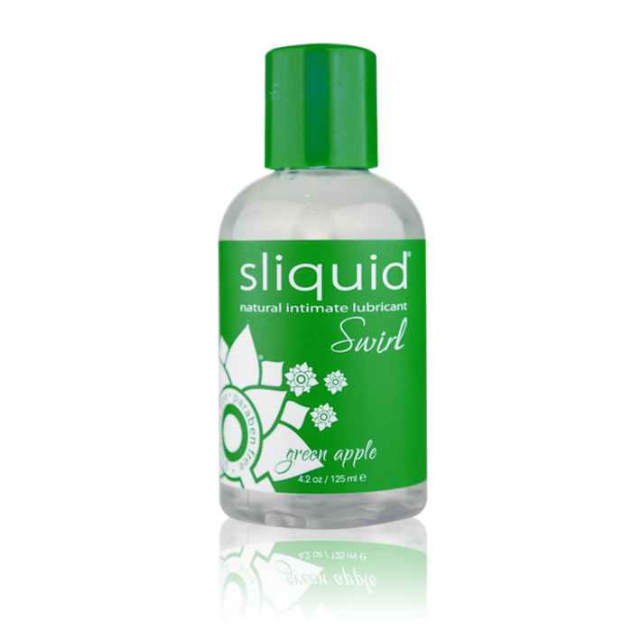 An image of Sliquid Green Apple 125ml bottle in a white background.