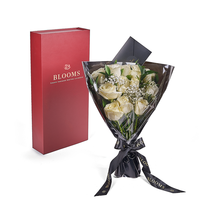 Valentine's Day Bouquet of 12 White Roses in Red Designer Box – the bouquet