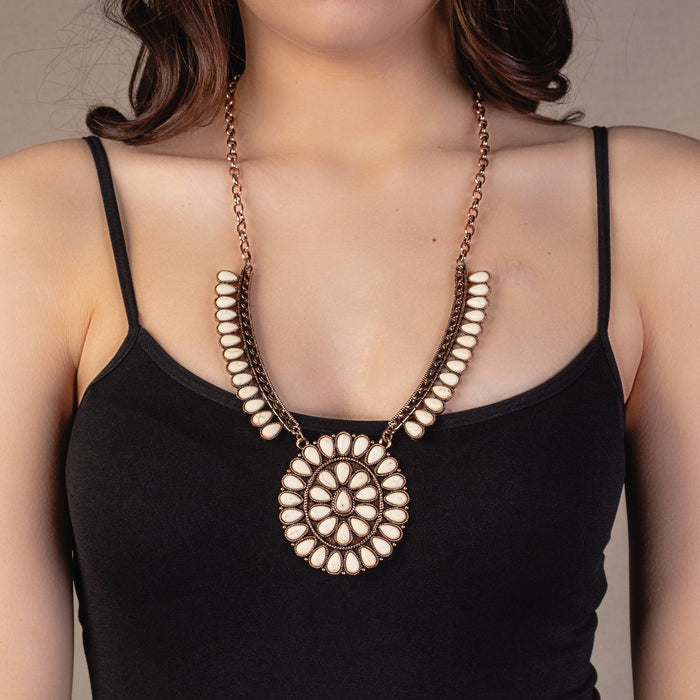 72901 - Squash Blossom Pendant Necklace - Ivory & Copper