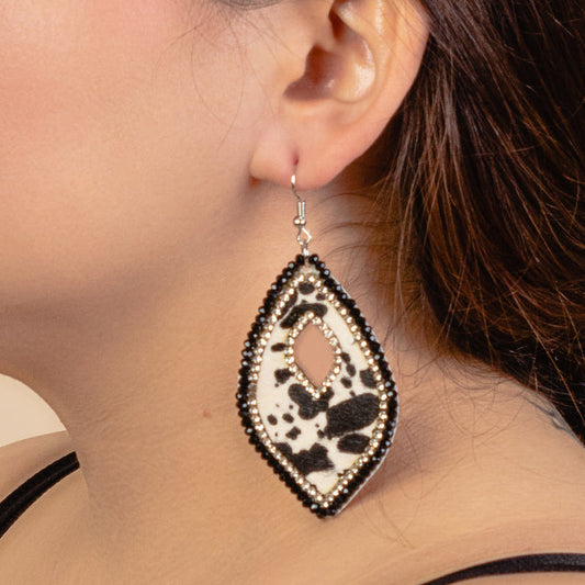 93006 - Animal Hide Earrings - Black & White
