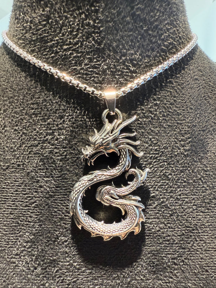Mystic Asian Dragon Pendant & Necklace Set