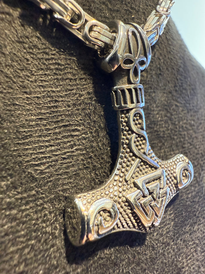 Titanium Mjolnir Pendant And Necklace Set