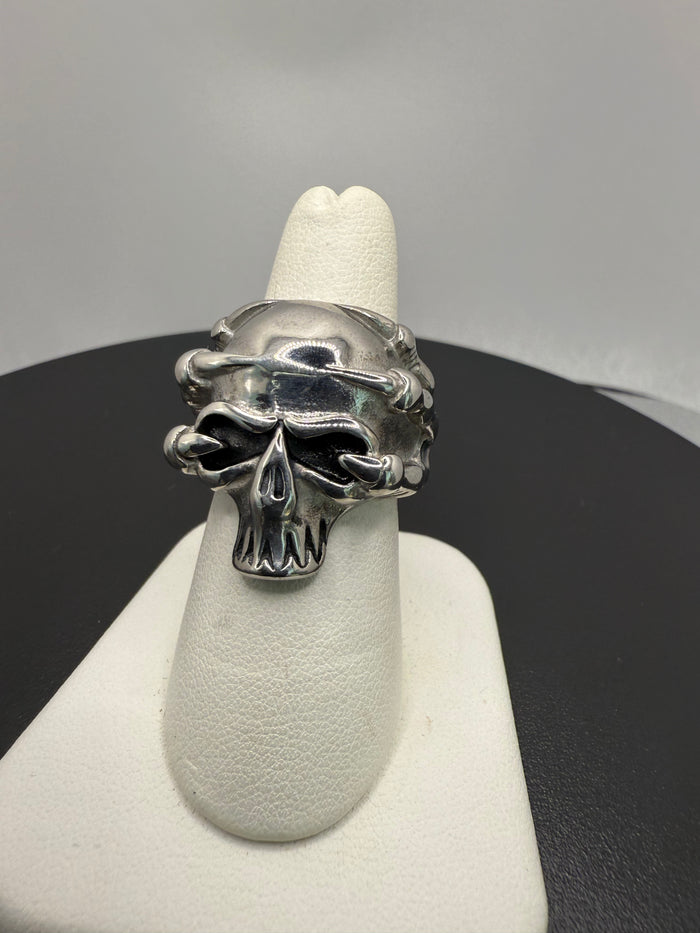 The Titanium Claw Skull Ring