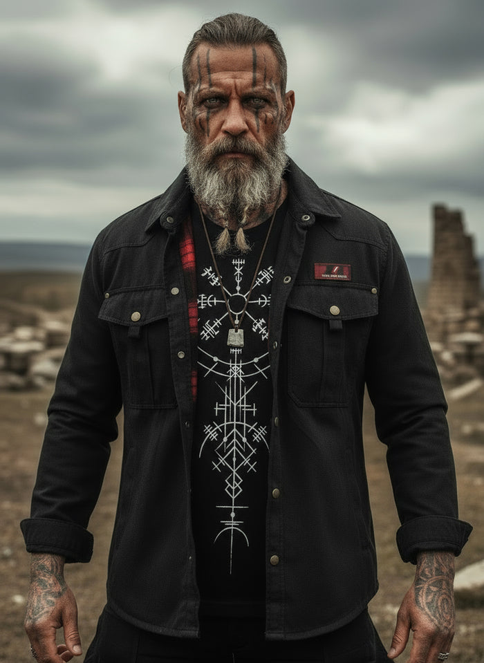 Black Vegvisir Pre-Shrunk Short Sleeve T-Shirt
