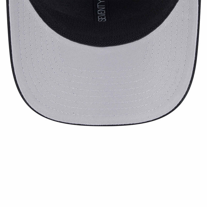 Chicago Cubs Canvas Black 9SEVENTY Stretch Snap Trucker Cap