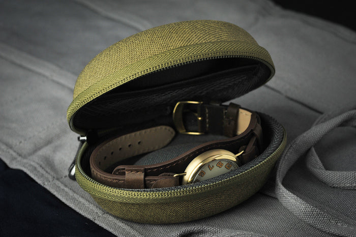 vario travel watch case
