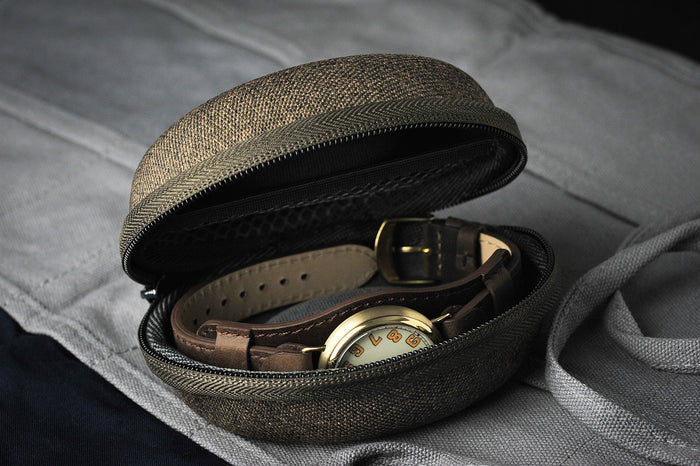 vario travel watch case