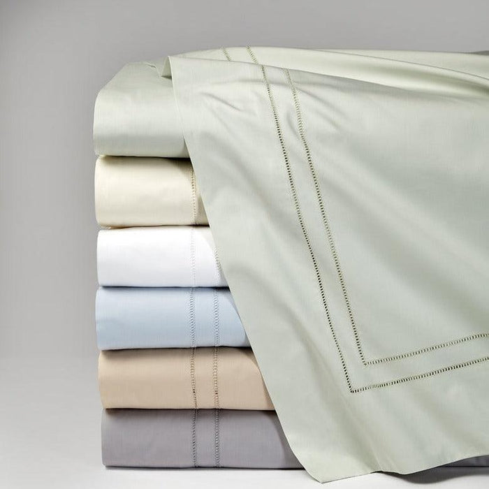 Finna Collection - Elegant Linen