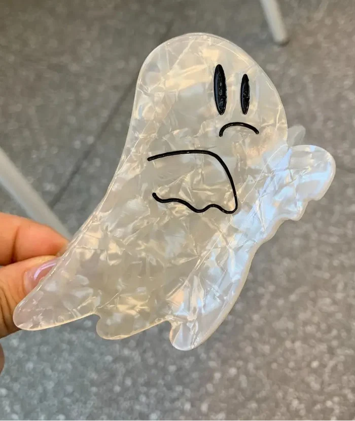 Ghost Hair Clip