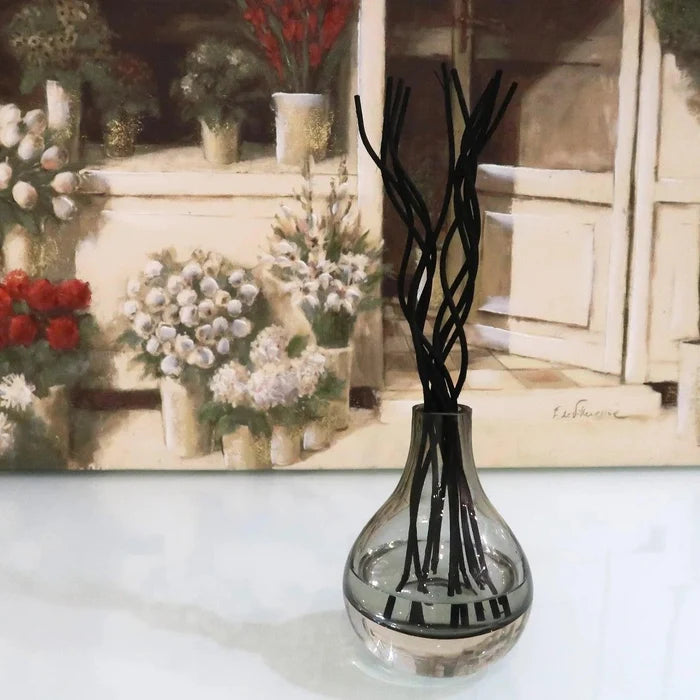 Grey Tinted Diffuser With Black Curved Reeds - Elegant Linen