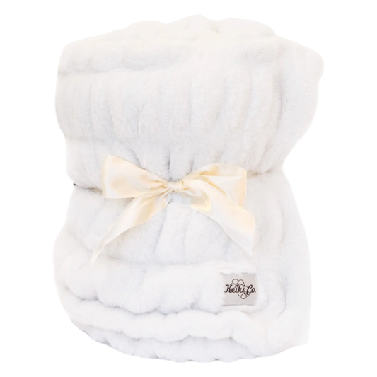 keiki co cloud plush throw, ivory throw blanket, luxury cozy blanket, soft ivory blanket, plush microfiber throw, neutral home décor, living room blanket, cozy gift idea