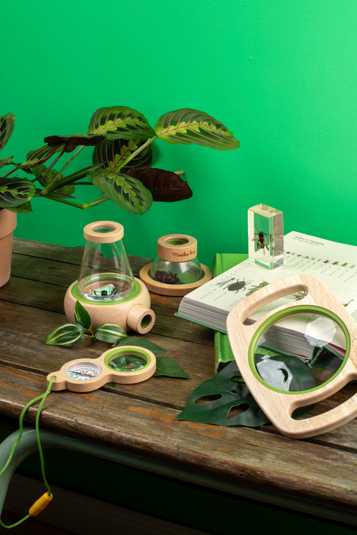 Moulin Roty - Large Magnifying Glass W/Handles - Le Jardin du Moulin - Lifestyle Cut