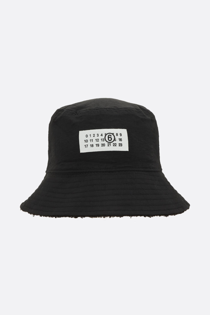 reversible bucket hat in teddy and nylon
