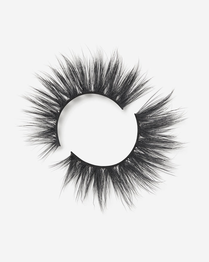 Lilly Lashes | LS Drama | Showstopper