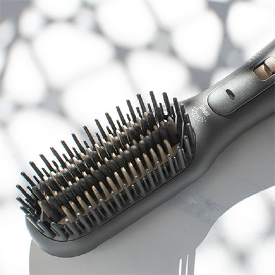 Silver Bullet Bliss 2 In 1 Hot Air Straightener Brush