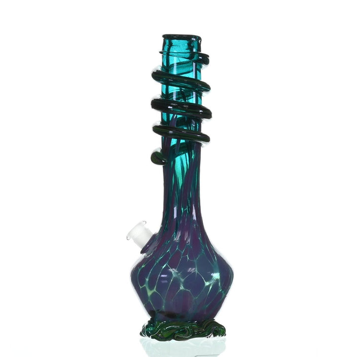 Close-up of SPECIAL K GLASS Soft Glass Large Cookie Handle #194 joint and downstem