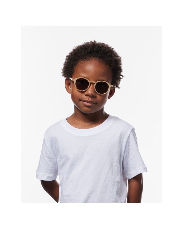 Izipizi - Sunglasses - 100% UV Protection - 3-5 Years - Macchiato - Lifestyle Cut 2