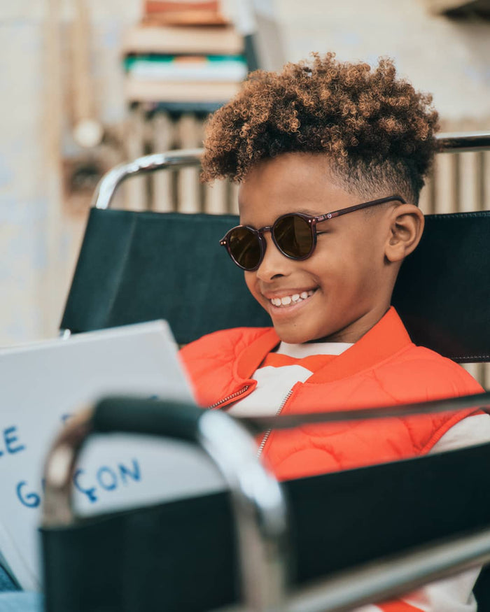 Izipizi - Sunglasses - 100% UV Protection - 5-10 Years - Old Leather - Lifestyle Cut