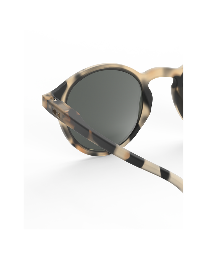 Izipizi - Sunglasses - 100% UV Protection - 7-11 Years - Light Tortoise - Close Look