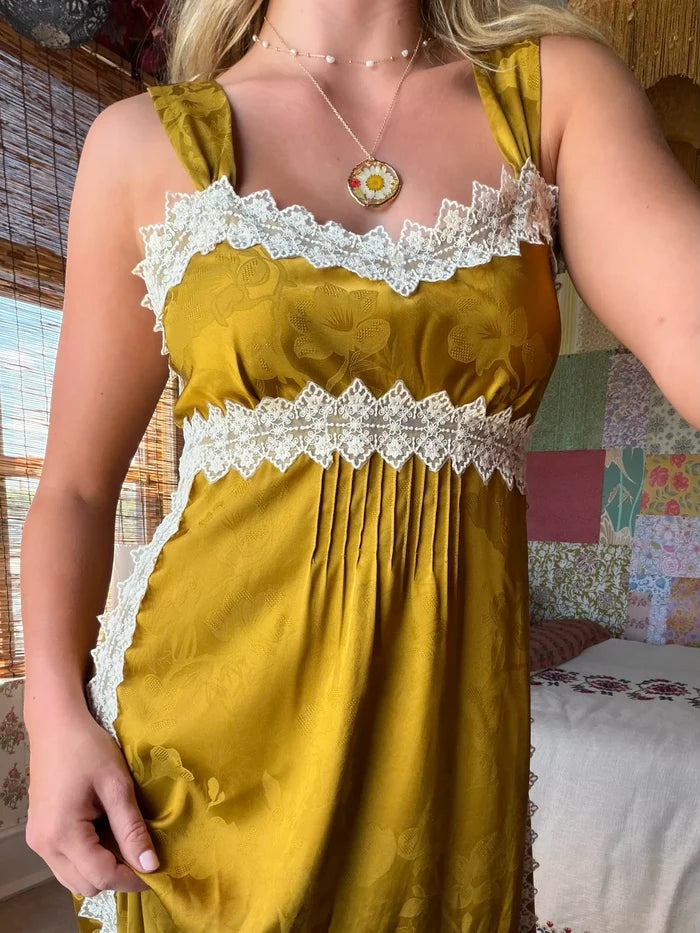 Tennessee Lace Trim Maxi Dress - Goldenrod-view 7