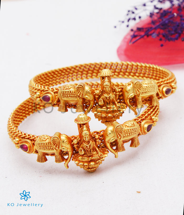 The Gajalakshmi Silver  Bracelet-Single (Size 2.2/2.4/2.6/2.8)