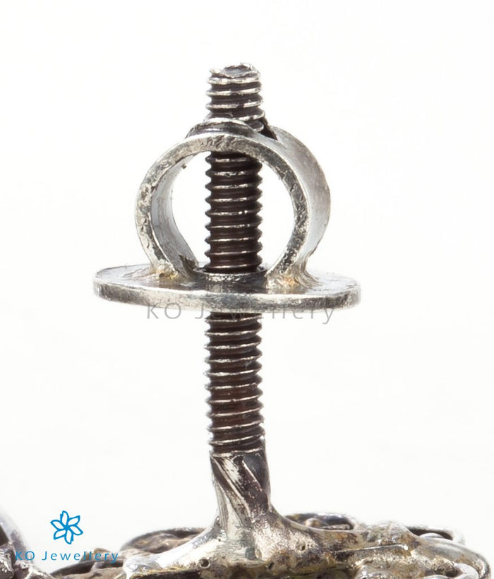 The Mandaka Silver Ganesha Pearl Ear-studs (Oxidised)