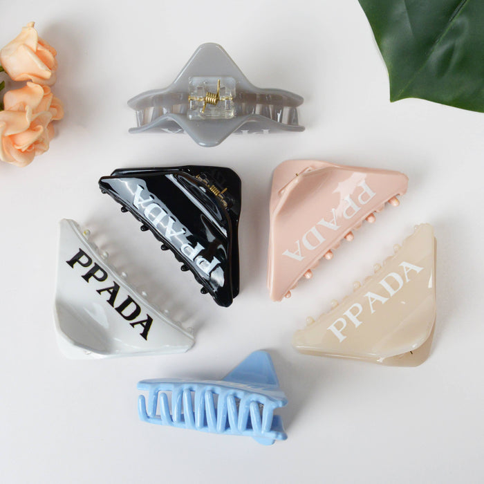 Triangle Acetate Solid Sweet Hair Claw Clip