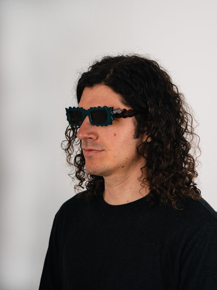 Unisex Zigzag Rectangle Sunglasses | Green-Image 2